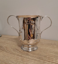 Georgian Era Twin handled Silver Cup - Silver London 1785 Hallmark - 142g