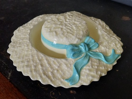 50s vintage falcon ware bonnet - 50s,