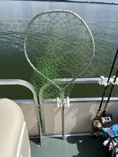 EasyOn The Portable Pontoon Fishing Net Holder Quick Grab! White