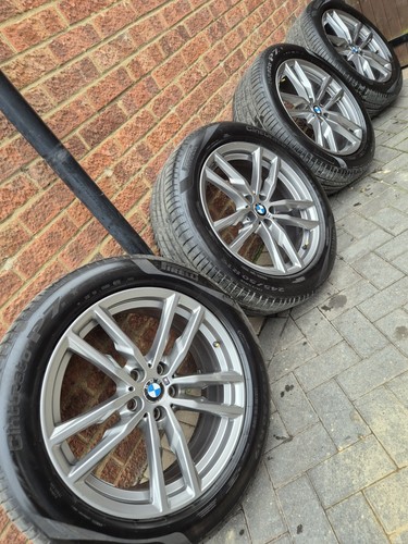 Bmw 19 alloy wheels - /,