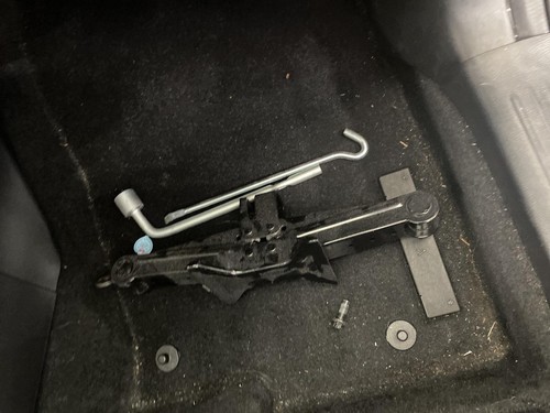 Used floor jack - used,