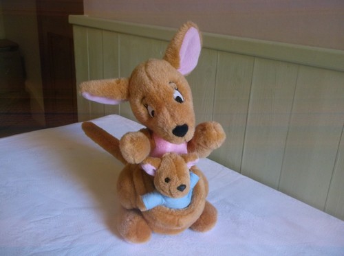Disney store kanga roo - kanga,