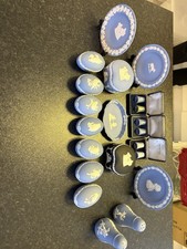 Beautiful 17 Piece Set Of