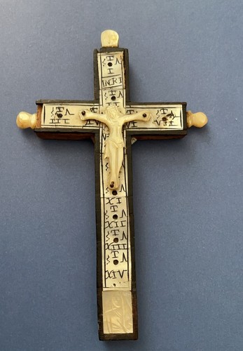 Very unique antique crucifix - antique,
