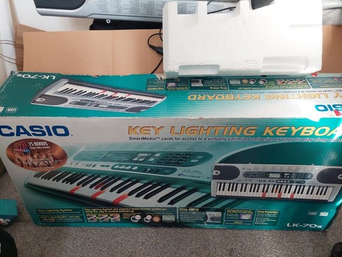 Casio 70s light keyboard - light-up,
