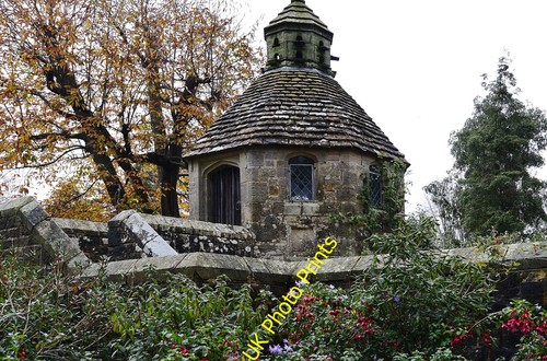 Photo nymans garden - a3,