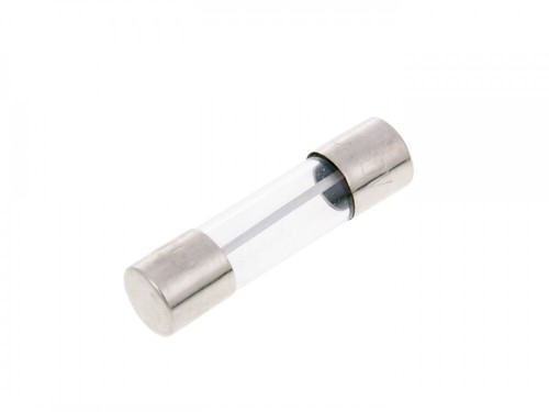 Safety fuse 25x6mm 15a for