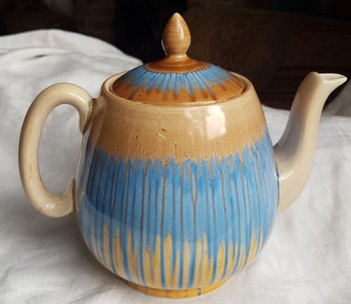 Shelley harmony ware art - ware, deco