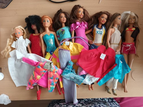 Large bundle barbie - large, and