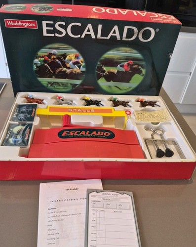 Vintage escalado horse racing - vintage,