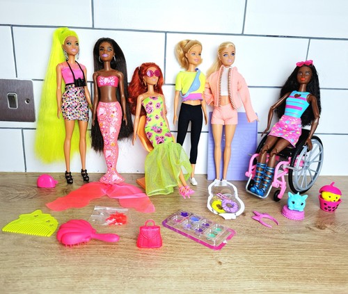 Barbie dolls bundle - dolls,