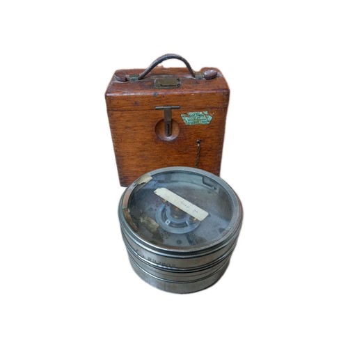 Antique vintage wooden cased - antique/vintage,