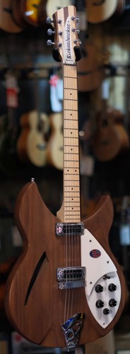 Rickenbacker 330 walnut - rickenbacker,