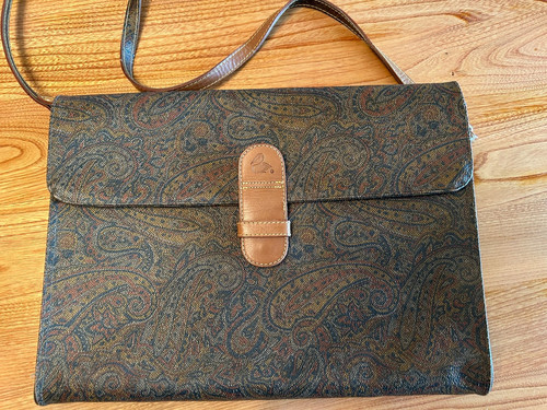 Pellicano paisley pattern - paisley,