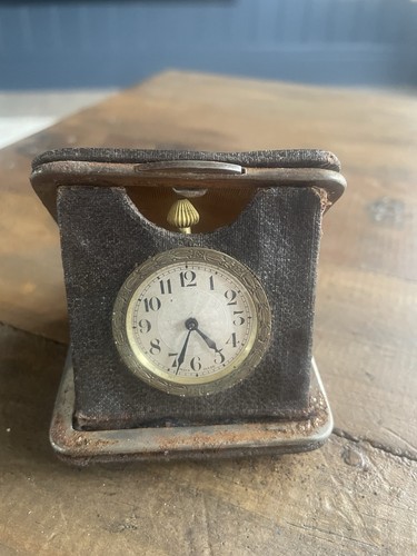 Antique day travel clock - 8-day,