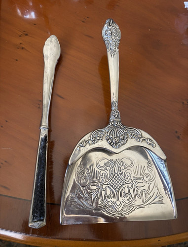 Vintage silver plated crumb - silver,