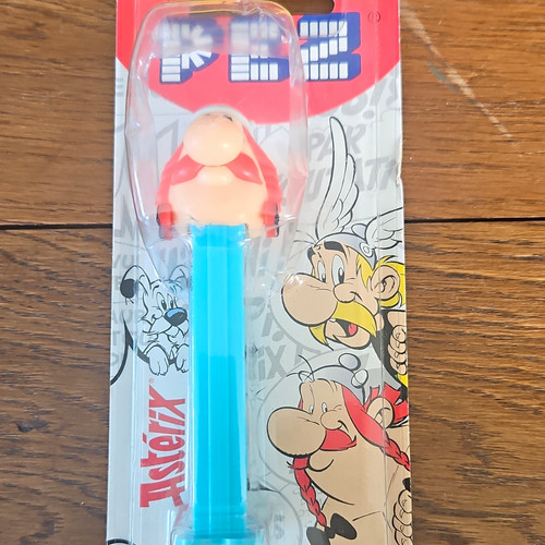 Pez asterix collectable - pez,