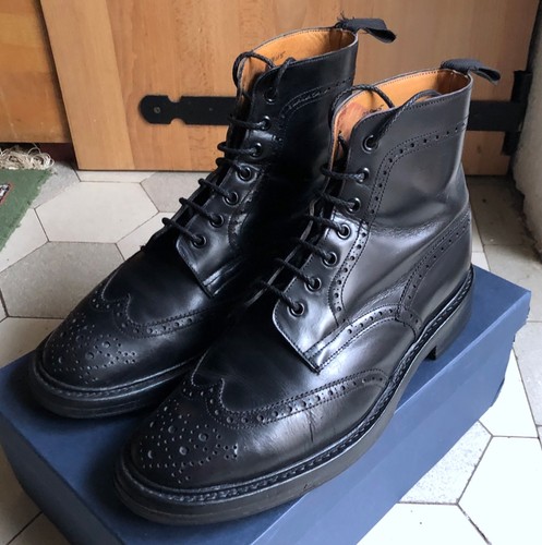 Tricker stow country - tricker's,