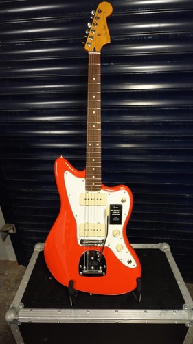 Fender jazzmaster player - player, ii
