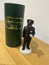 DOBERMAN, NEW YORK COP, ROBERT