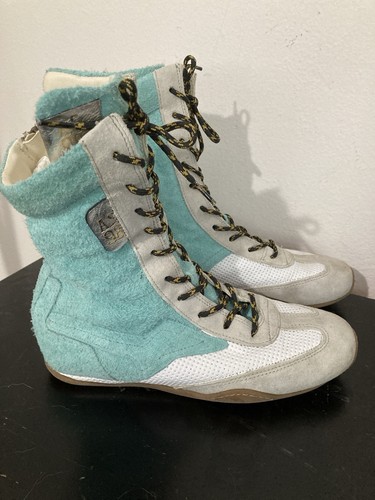 Sneaker boxing style - sneaker,