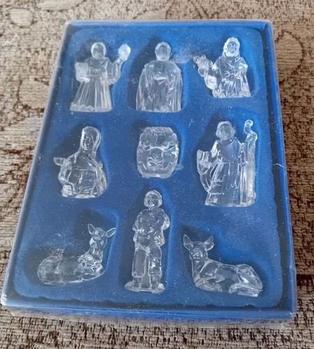 Clear crystal piece nativity - 9,