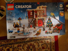 LEGO CREATOR Winter Village Fire Station 10263 Boxed and Complete
