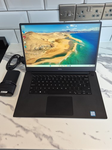Very good dell precision 5540 - very,