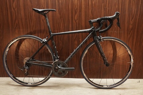 Scott addict full carbon - 10,