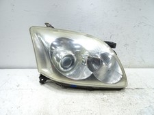Toyota Avensis headlight