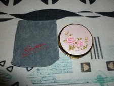 Vintage Stratton gilded & enamel powder compact - Rose flowers design NEW