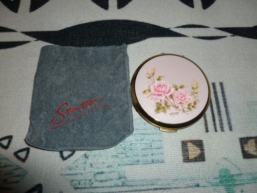 Vintage stratton gilded - gilded, &