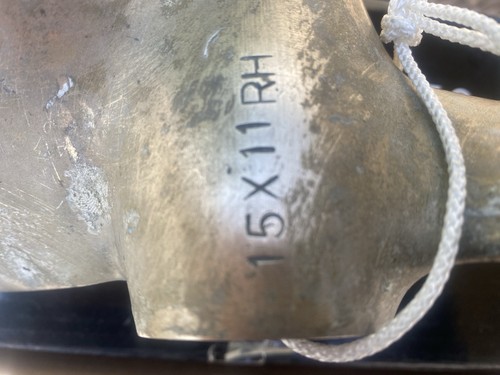 Two bladed rh - bladed,