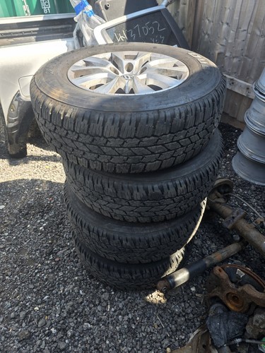 Amarok 265 17 genuine - amarok, 265/65/17