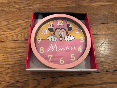 Minnie mouse inch wall - 12,