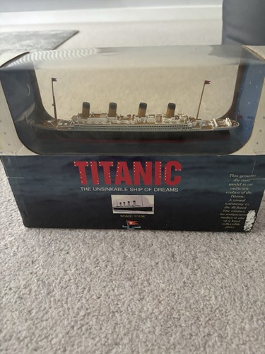 Titanic model clayton - titanic, by