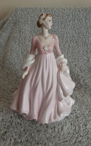 Coalport figurine perfect - coalport,