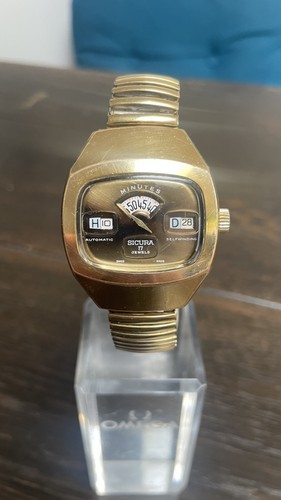 1970 vintage sicura - vintage, jump