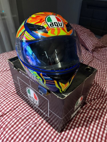 Valentino rossi helmet - helmet,
