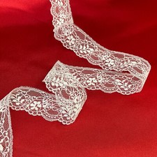 30mm wide White scalloped edge