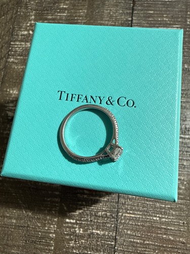 Tiffany platinum 61 ct - &,