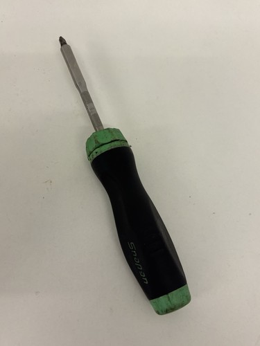 Snap tools ratchet - on,