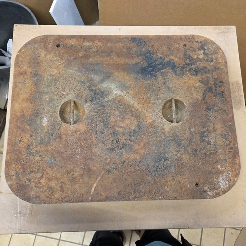 Cast iron manhole cover - cast, 655mm