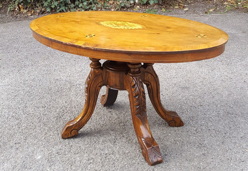 Victorian walnut tilt top - walnut,