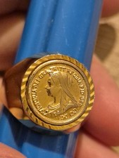 Vintage Replica Queen Victoria Gold Tone Sovereign Ring