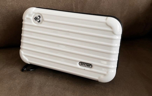 Rimowa thai airways first - thai,