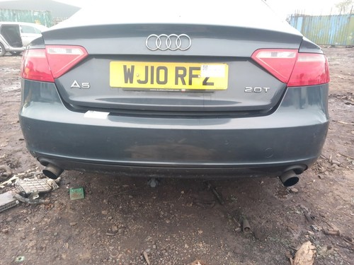 Audi door saloon - audi,