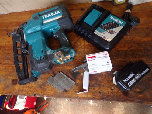 Makita dbn600 18v second - makita, fix