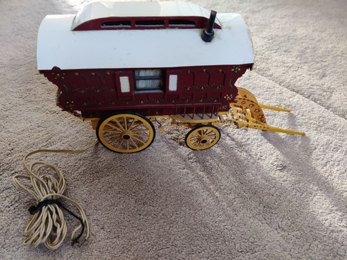 Wooden romany gypsy caravan - wooden,