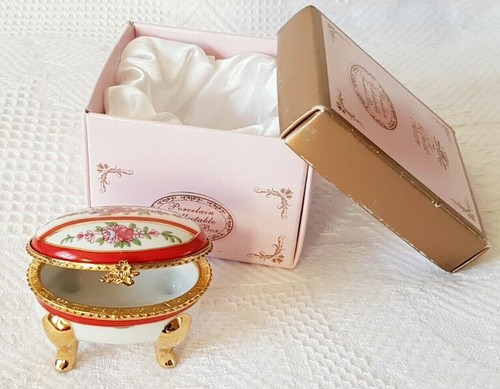 Trinket box with gilded - trinket, ~